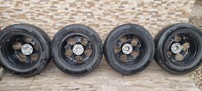 Predám Kia Sportage elektrony 5x114,3 R17 et48,5 J7 225/60 - 10