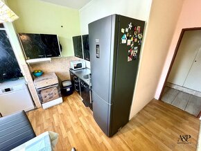 NA PREDJ 3 IZBOVÝ BYT S LOGGIOU, 64M2, PALÁRIKOVA UL., SENIC - 10