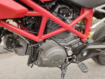 Predam DUCATI 796 HYPERMOTARD v tp 35 kW - 10