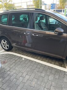 Volkswagen Sharan - 10