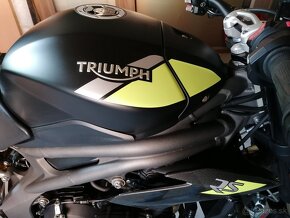 TRIUMPH Speed Triple RS 4/2021 znížená cena - 10