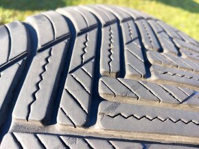 235/40 r19 zimne pneumatiky - 10