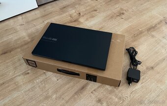 15.6"/Asus/Notebook/4GB RAM DDR5/128GB NVMe SSD/Intel HD UH - 10