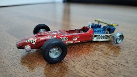 Dinky Corgi Matchbox - 10