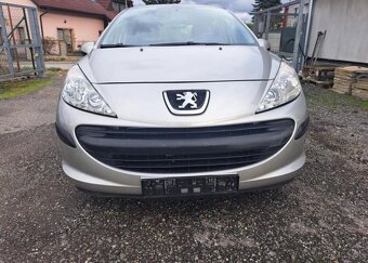 Peugeot 207 1,4 HDI 70 k Urban nafta manuál 50 kw - 10