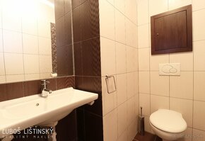 PREDAJ 4 izbový byt (140m2) s balkónom v CENTRE mesta Poprad - 10