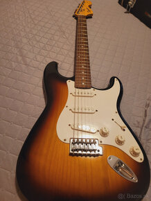 Fender SQUIER STRAT r.v. 2001 - 10