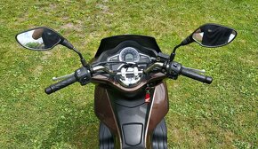 Honda PCX 150 Rok výroby 2014 - 10