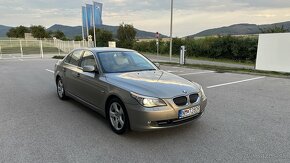 BMW 530i xDrive - 10