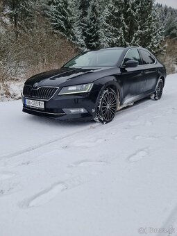 Skoda Superb 2.0 TDI DSG A/T6 140KW Style - 10