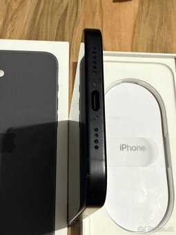 Predám Apple iPhone 16 Plus 128GB Black Malý nedostatok - 10