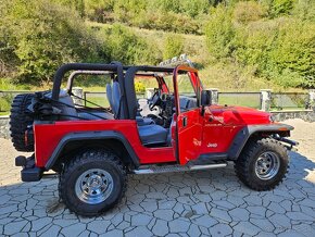 Jeep Wrangler - 10