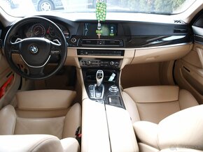 BMW Rad 5 550i xDrive - 10