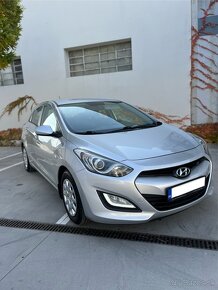 Hyundai i30 1.4i 73kw super stav rok 2013 - 10