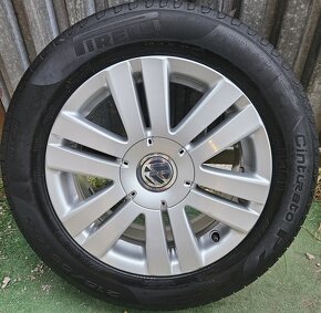 Originálna letná sada VW . 5x112 r16 + Pirelli 215/55 r16 - 10