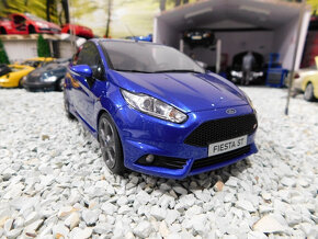 model auta Ford Fiesta ST Mk7 Otto mobile 1:18 - 10