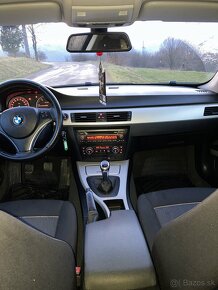 BMW 320 coupe E92 - 10