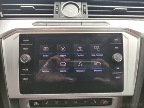 VW Passat R-Line DSG LED NAVI VYHŘ.SEDAČKY SENZORY - 10