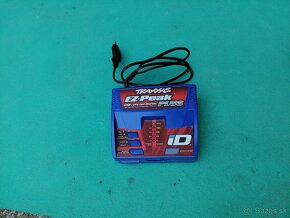 RC Traxxas Slash 2wd - 10