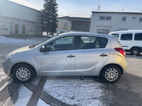 Hyundai i20 1.2 benzín 105000KM - 10