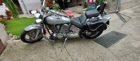 Yamaha Drag Star XVS 1100 (2003) - 10