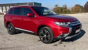 Mitsubishi Outlander - 10