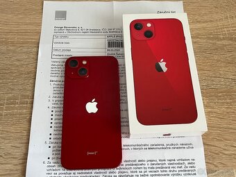 iPhone 13 128GB Product Red - 10