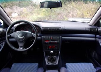 Audi A4 1.8i 92kW DIGIKLIMA TAŽNÉ ZAŘ. benzín manuál 92 kw - 10