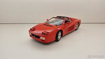 1:18 FERRARI - 10