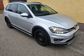 VW GOLF 2.0TDI 110KW DSG - 10