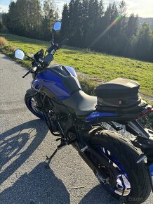 Yamaha MT-07 - 10