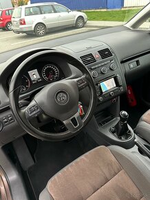 Volkswagen VW Touran 2.0 TDI 103kw Highline,Navi,Ťažné - 10