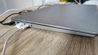 Lenovo Ideapad 330s - intel i5 8gen, 256GB SSD, bat 4hod - 10