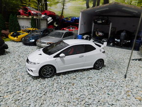 model auta Honda Civic CRX /Civic typeR FN2 Otto mobile 1:18 - 10