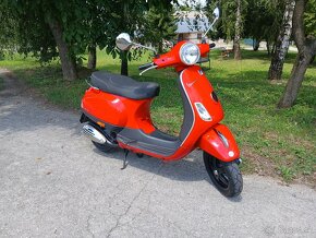 Piaggio Vespa LX2 50 - 10