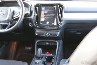 Volvo XC40 D3 Momentum A/T - 10