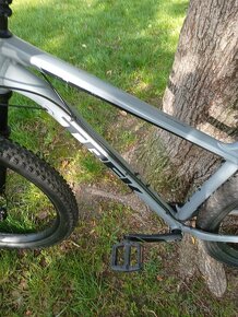 horsky bicykel TREK kolesa 27,5 ram L, dural, SRAM 1x12 - 10