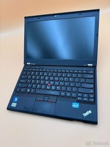 Notebook 12,5" Lenovo.Intel i5-3320M 2x2,60GHz.8g ram.256SSD - 10