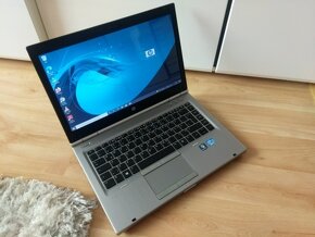 predám HP elitebook / 4gb ram / Intel core i5 / 120gb ssd - 10