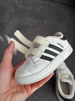 Tenisky Adidas veľ 26 - 10