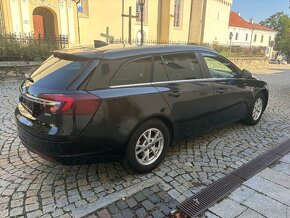 Opel Insignia Sports Tourer Diesel 14-1.6 CDTI - 10