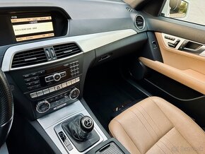 Mercedes C300d - diesel - 4matic - automat - FULL výbava - 10