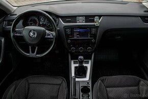 Škoda Octavia Combi Biela 2.0 TDI Ambition - 10