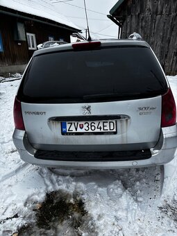 Peugeot 307 sw 7miestny - 10