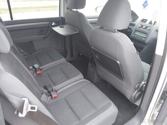 Volkswagen Touran 2.0 TDI Comfortline - 10