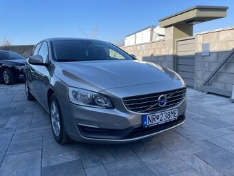 Volvo V60 1,6d 84kw D2 rv4/2014 Bez mačky - 10