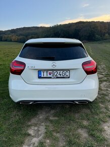 Mercedes Benz A180 - 10