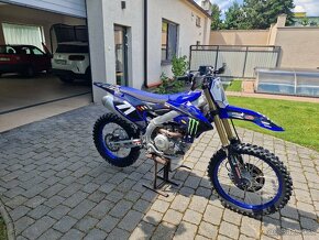 Yamaha YZF450 - 10