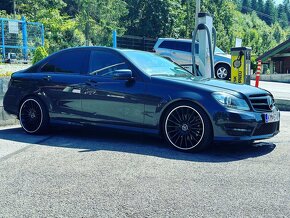 Mercedes-Benz C350 CGI BlueEfficiency 225kw - 10