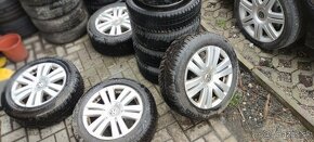 Predám celoročnu sadu kolies 206/55R16 rozteč 5x112 R16 - 10